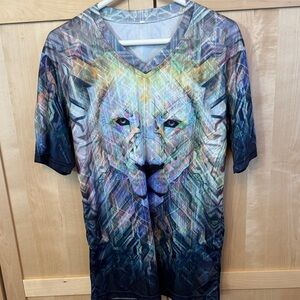 Vibrant Lion Graphic T-Shirt